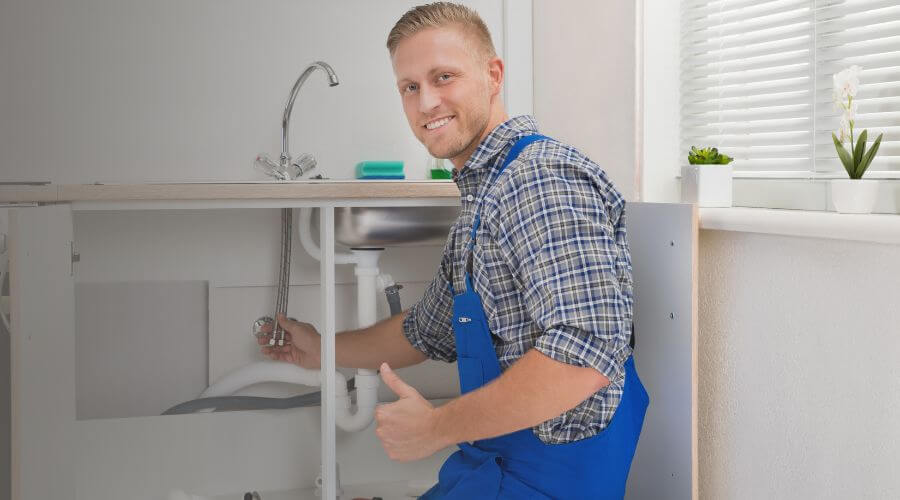 Professional Tankless Water Heater Installation in Enochs, TX